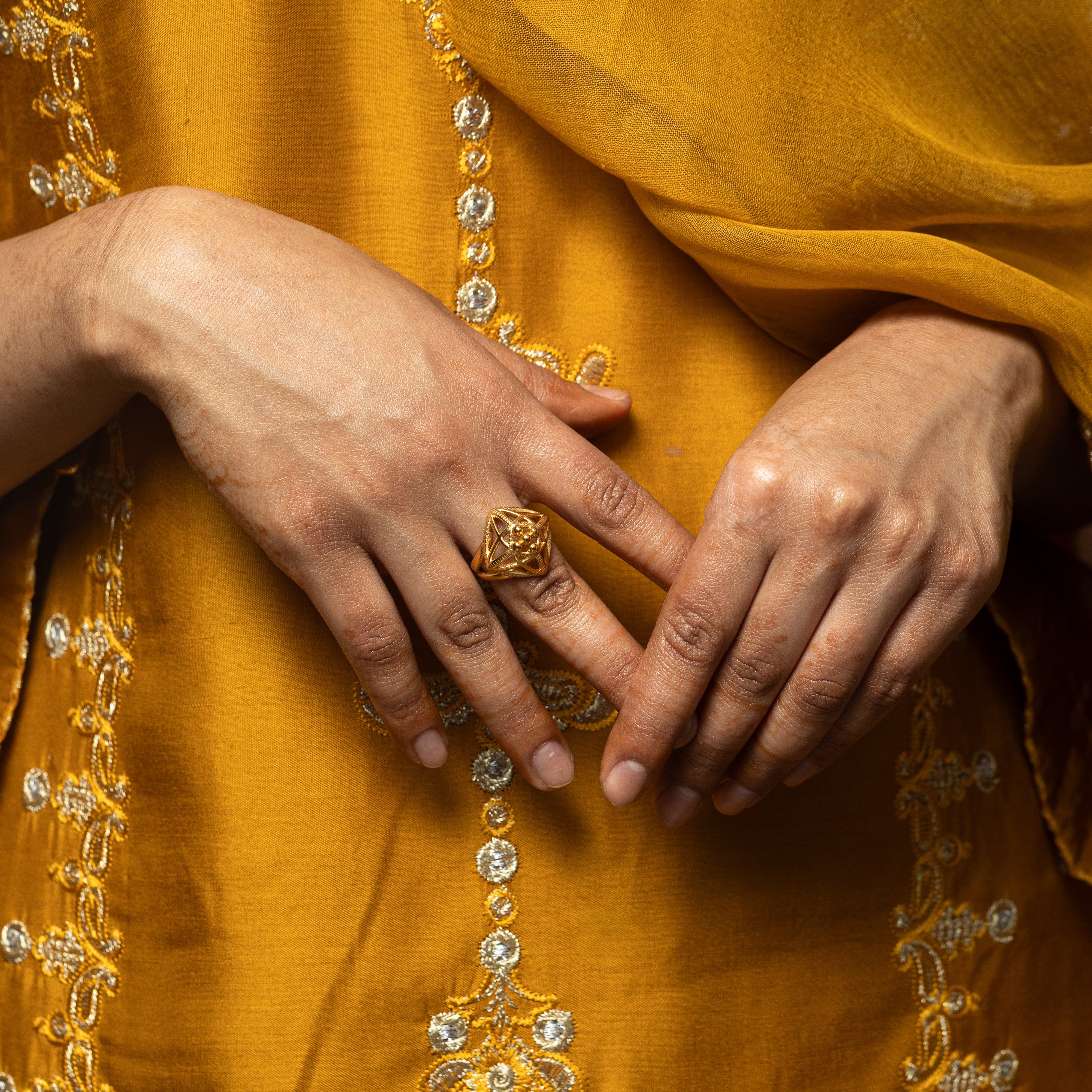 Mahal Ring