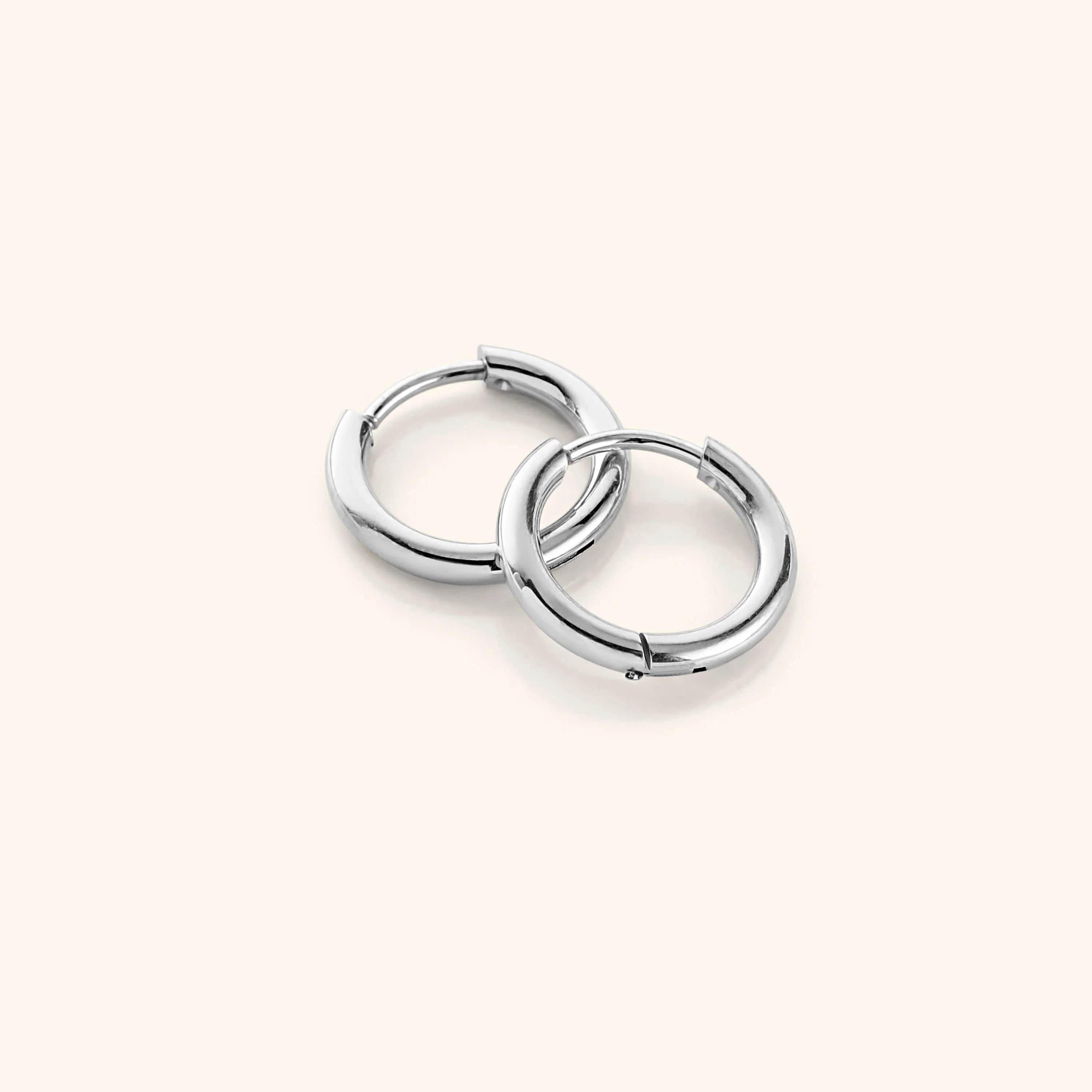 Huggie Essential Hoops | 10mm