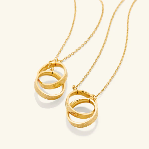373-best-friends-hold-on-interlaced-necklace-set-1.webp Best Friends "Hold on" Interlaced Necklace Set