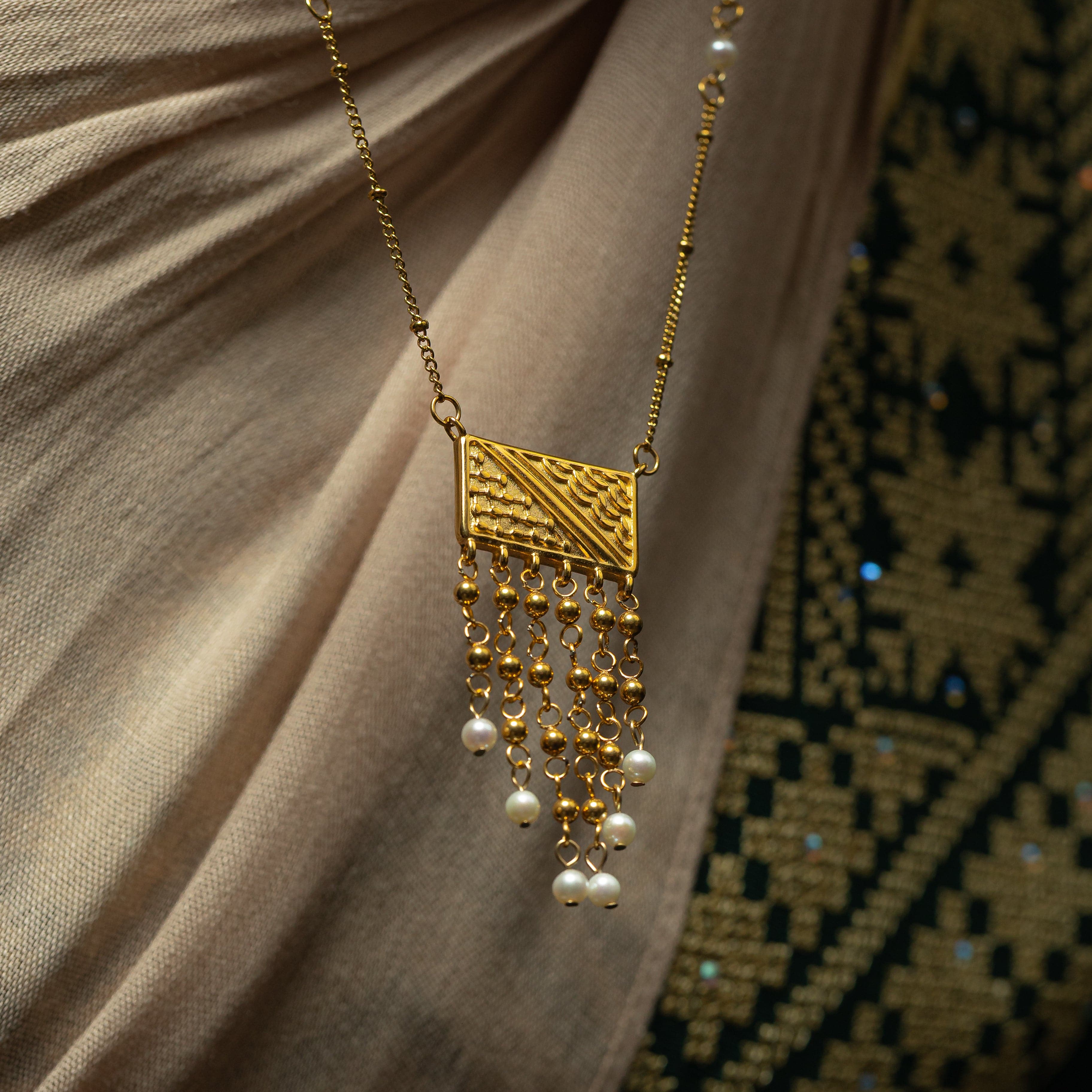 Raining Keffiyeh Necklace