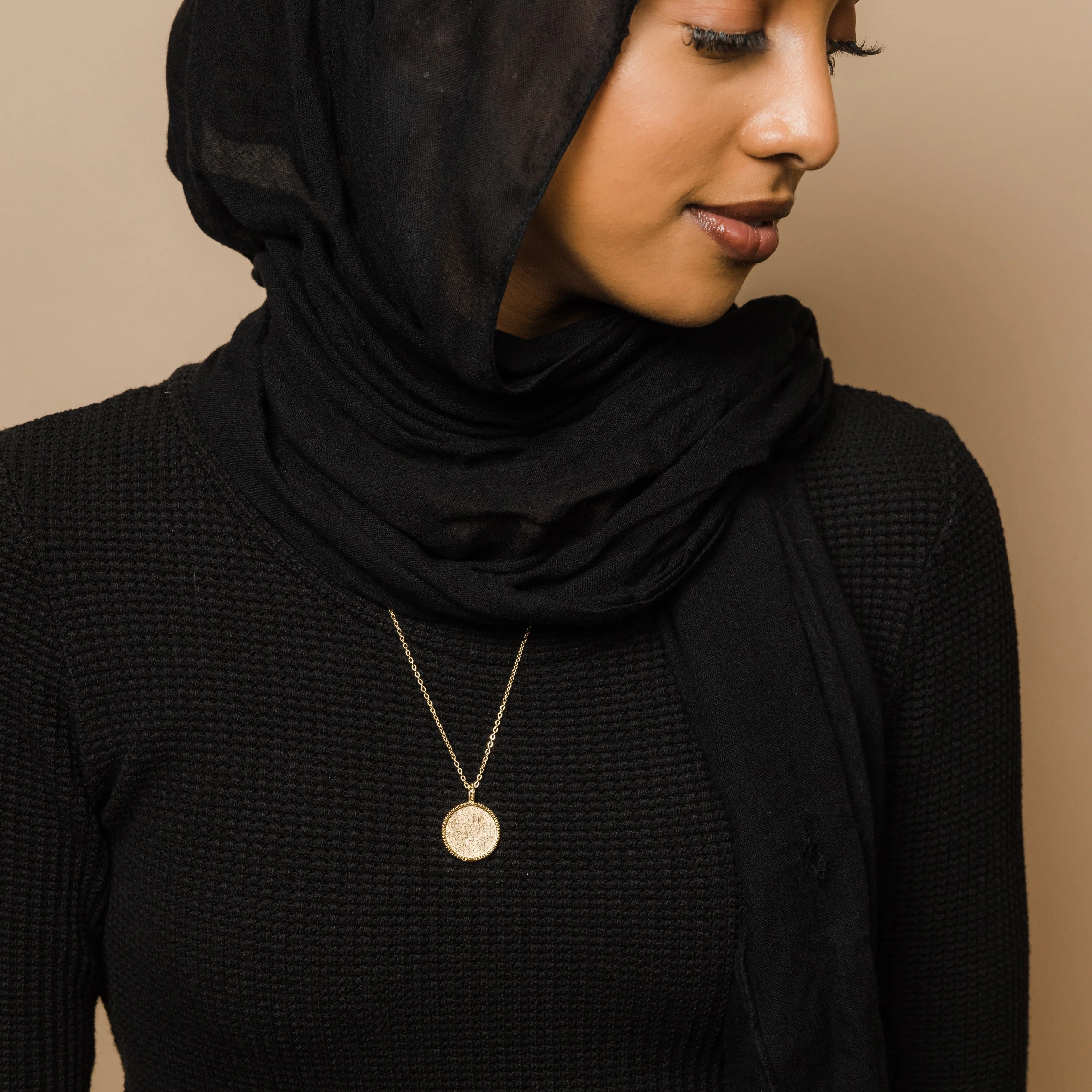 "Allah is with those who are patient" Necklace